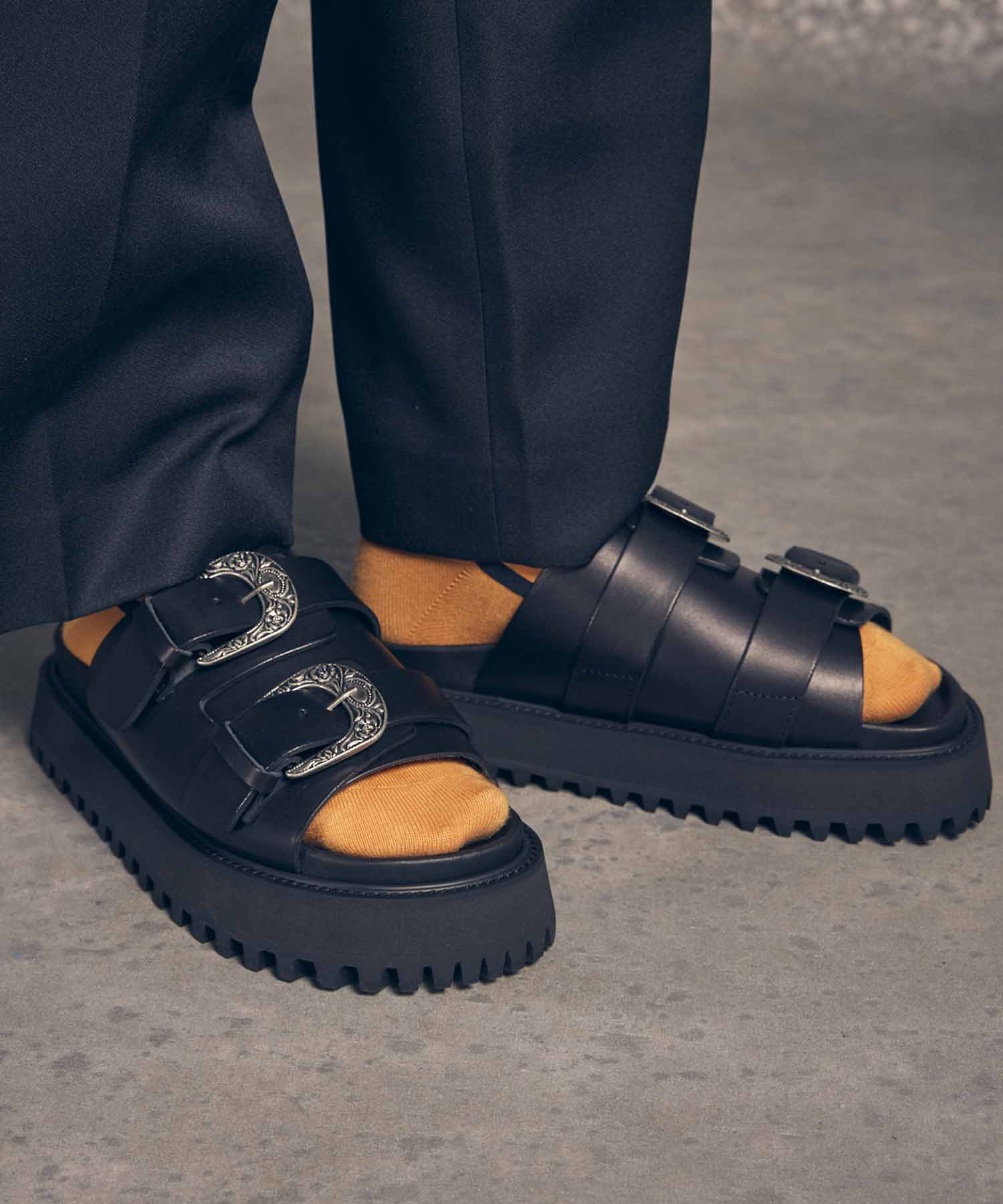 【SPECIAL SHOES FACTORY COLLABORATION】Italian Vibram Sole Double Monk Buckle Sandal Made In TOKYO