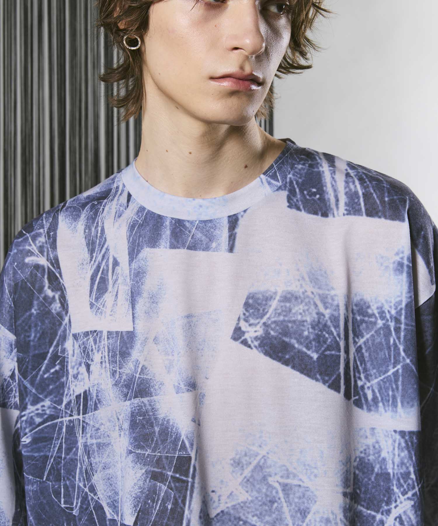 Abstract Prime-Over Crew Neck T-Shirt