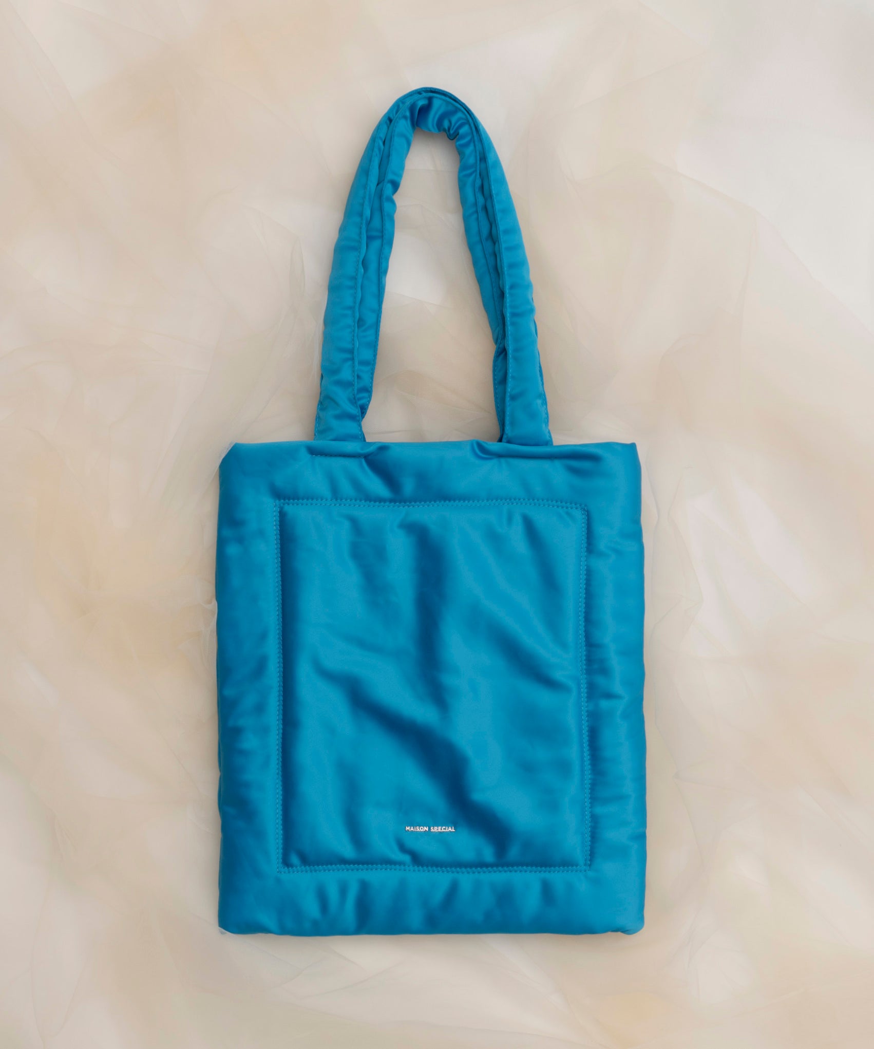 【PRE-ORDER】Multi-Fabric Puffer Tote Bag