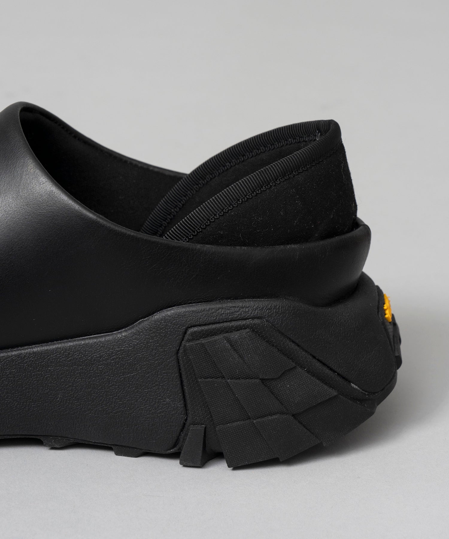 【24AW PRE-ORDER】【SPECIAL SHOES FACTORY COLLABORATION】Vibram Sole Slip-Ons Type Sneaker Made In TOKYO