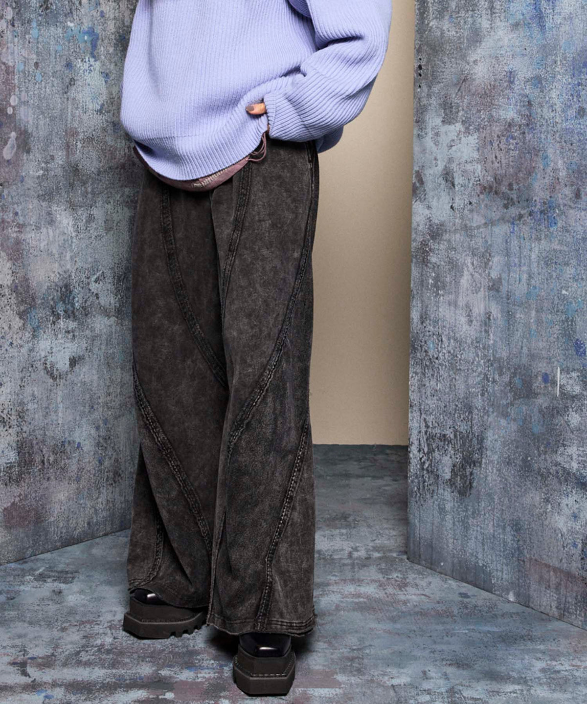 Chemical Over-Dyed Inside-Out Sweat Wide Pants