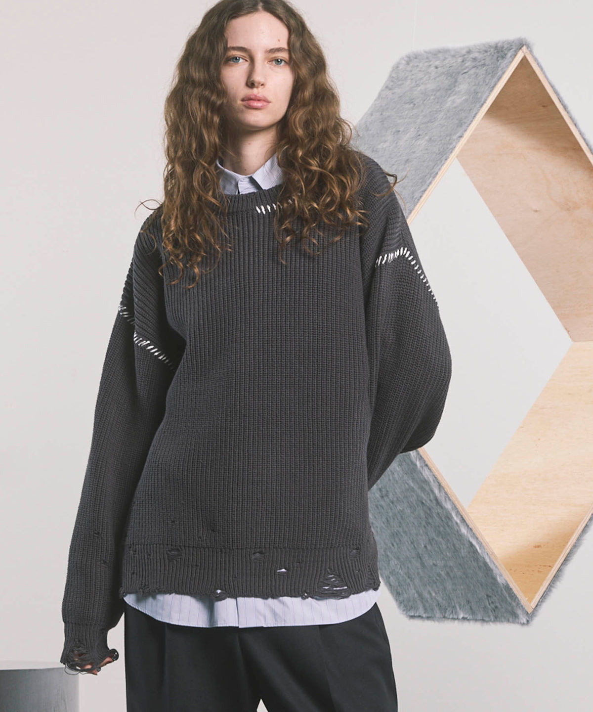 Embroidery Damage Prime-Over Crew Neck Knit Pullover